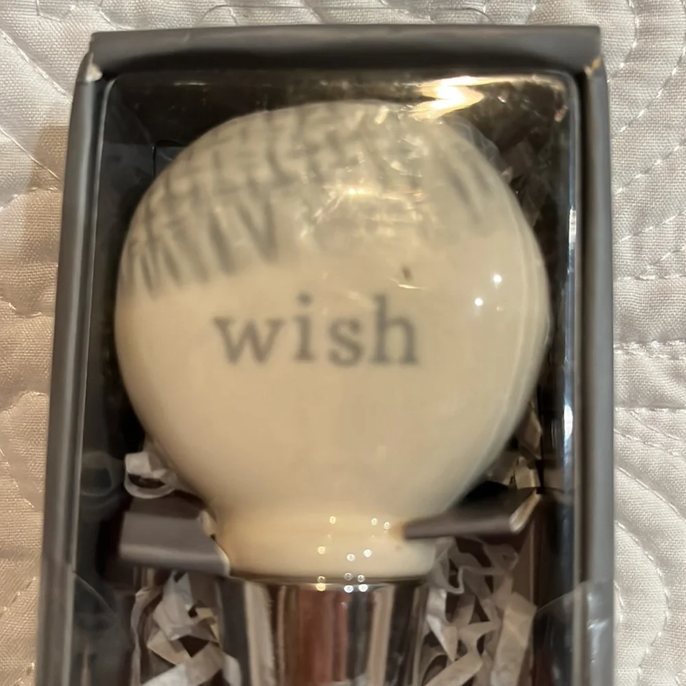 Wish wine bottle stopper and wine charms, set‎ of 8, new